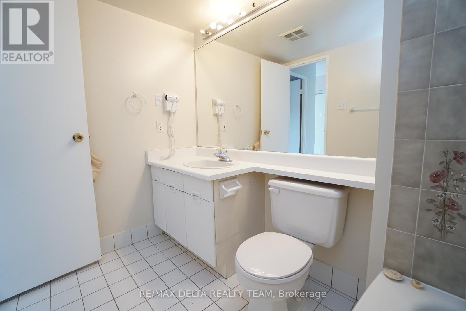 1506 - 545 St. Laurent Boulevard, Ottawa, Ontario  K1K 4H9 - Photo 13 - X12425574
