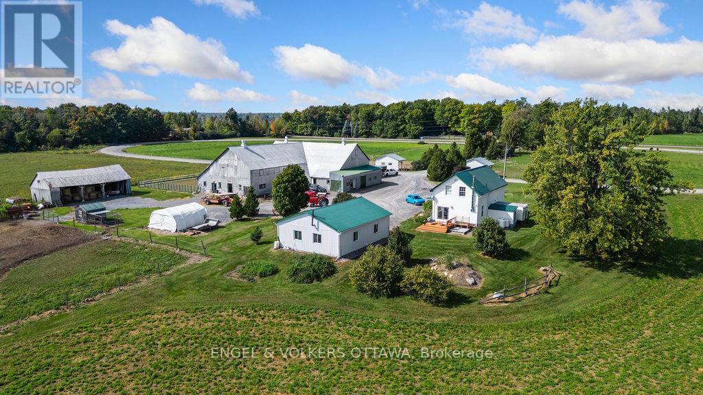 12420 Ormond Road, North Dundas, Ontario  K0C 2K0 - Photo 29 - X12425578