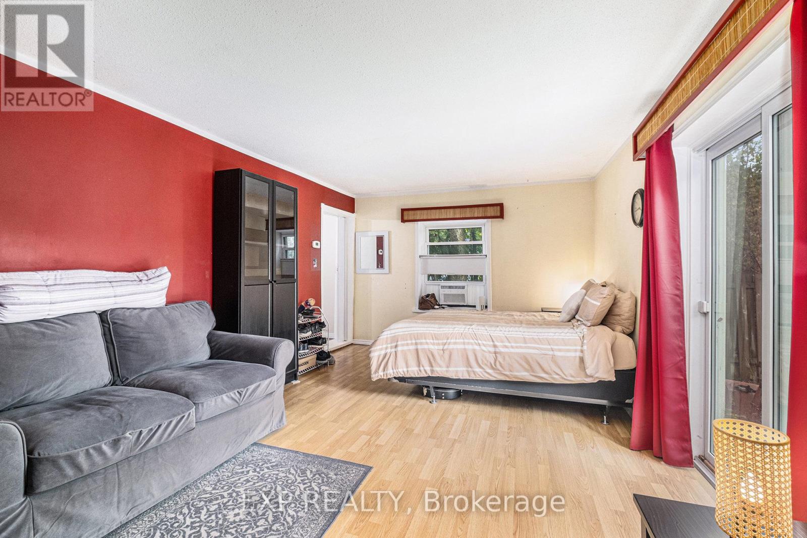 115 Nelson Street E, Carleton Place, Ontario  K7C 1A3 - Photo 10 - X12425595