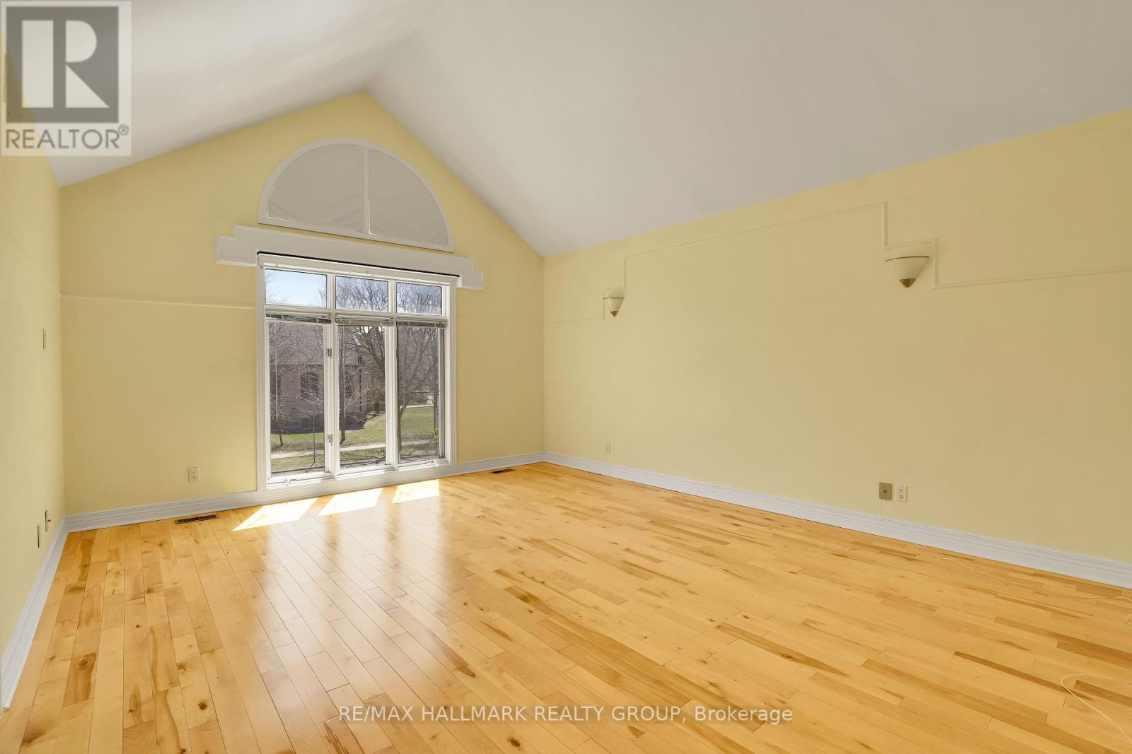 303 Sherwood Drive, Ottawa, Ontario  K1Y 3W7 - Photo 13 - X12425602