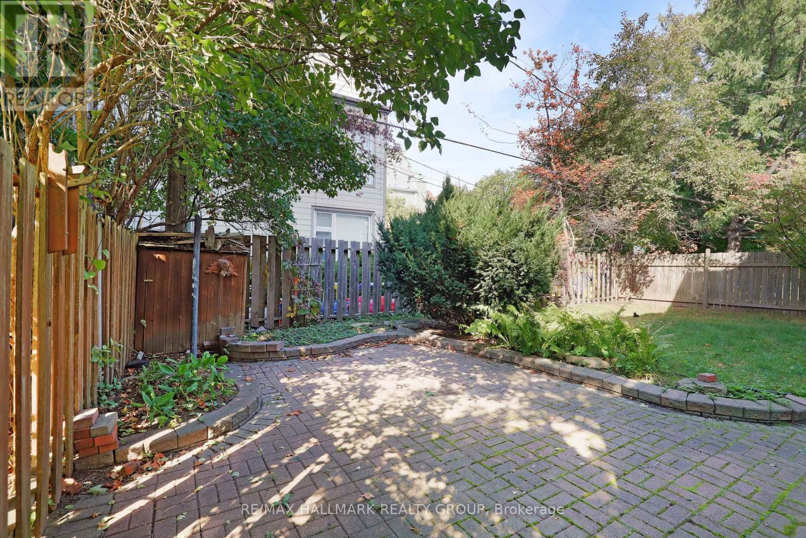 303 Sherwood Drive, Ottawa, Ontario  K1Y 3W7 - Photo 18 - X12425602