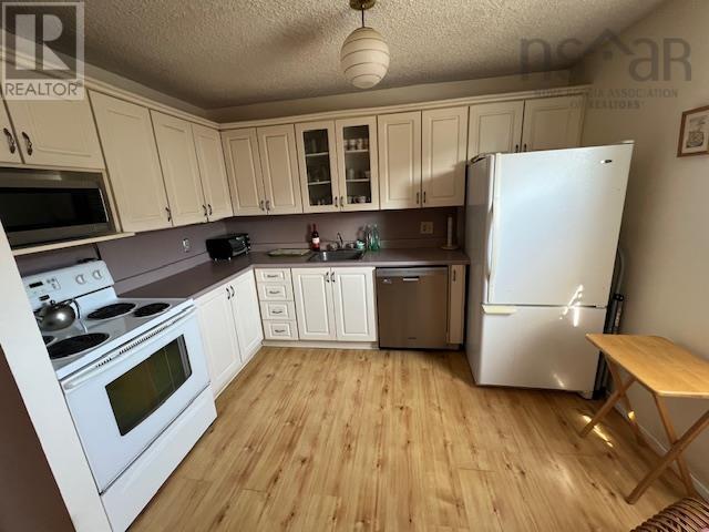 5551 Stoneham Court, Halifax, Nova Scotia  B3K 4A6 - Photo 5 - 202524299