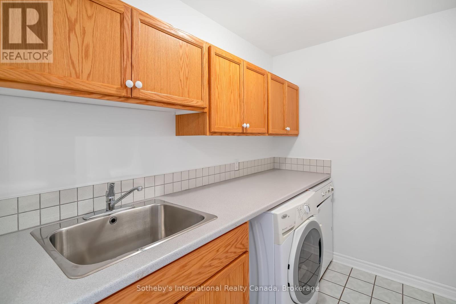 3121 Glenbrook Drive, Lincoln, Ontario  L0R 2C0 - Photo 18 - X12425568