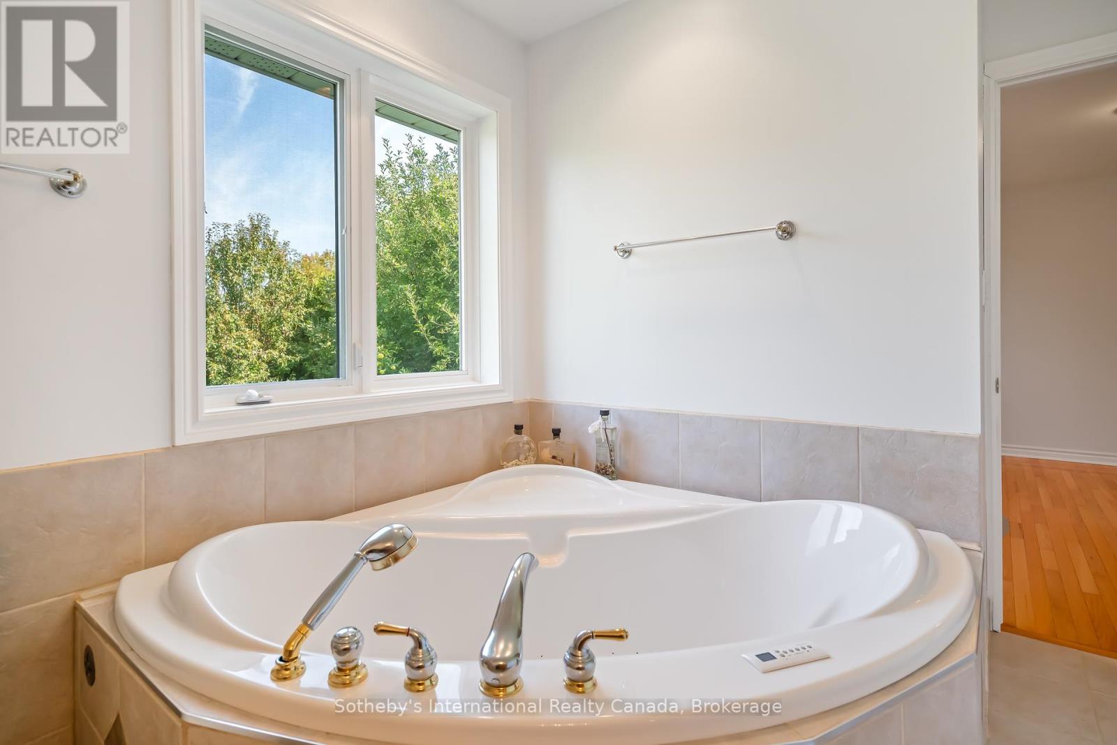 3121 Glenbrook Drive, Lincoln, Ontario  L0R 2C0 - Photo 24 - X12425568