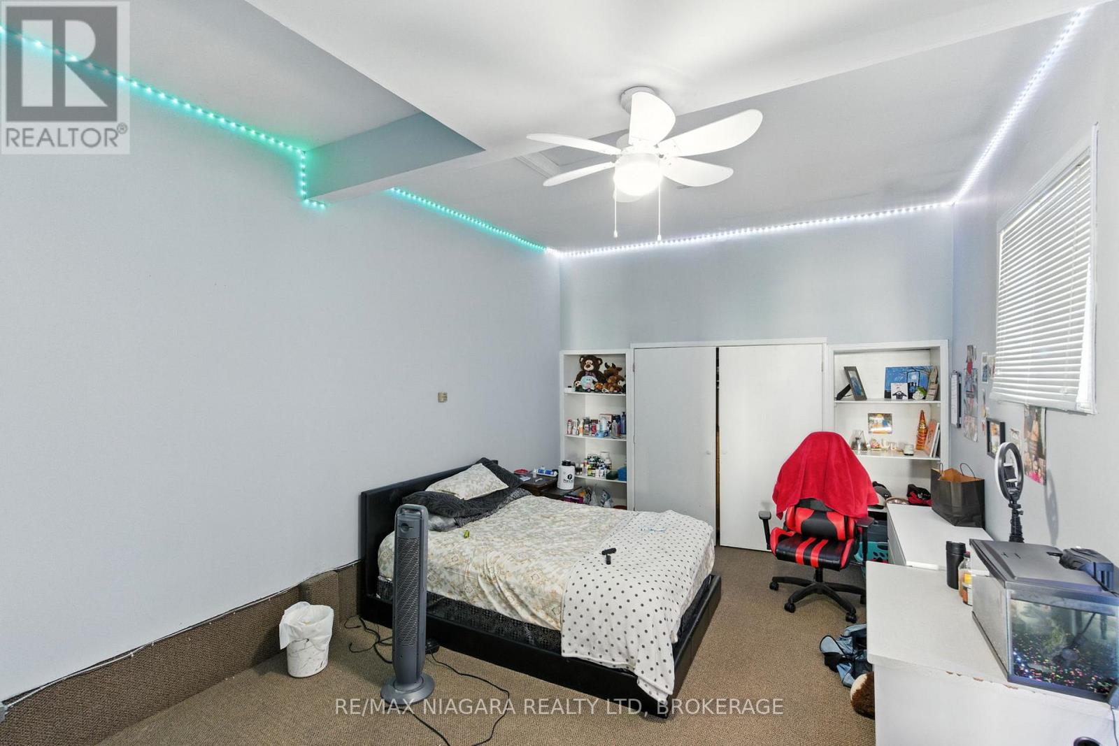 127 Devine Crescent, Thorold (Confederation Heights), Ontario  L2V 5A5 - Photo 23 - X12425561