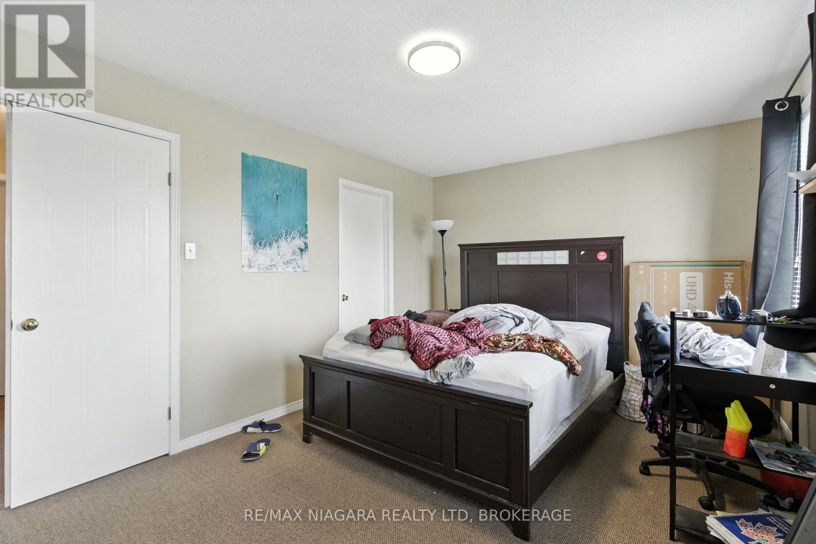 127 Devine Crescent, Thorold (Confederation Heights), Ontario  L2V 5A5 - Photo 29 - X12425561