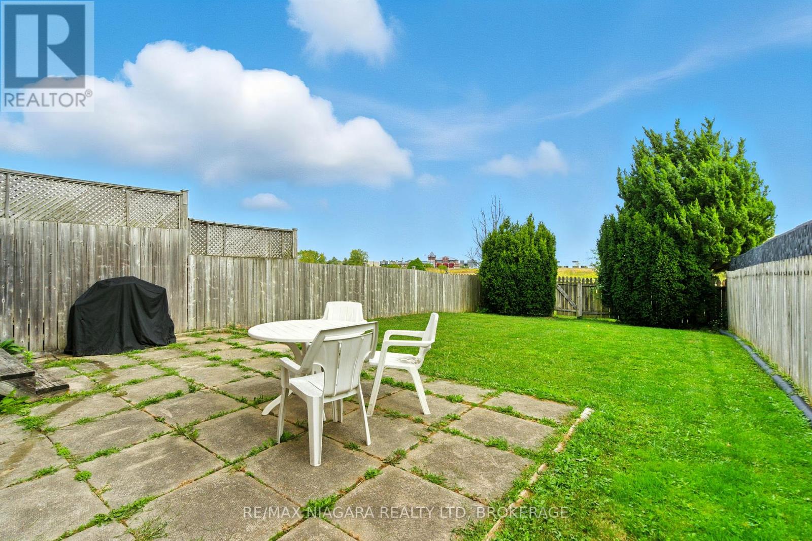127 Devine Crescent, Thorold (Confederation Heights), Ontario  L2V 5A5 - Photo 35 - X12425561