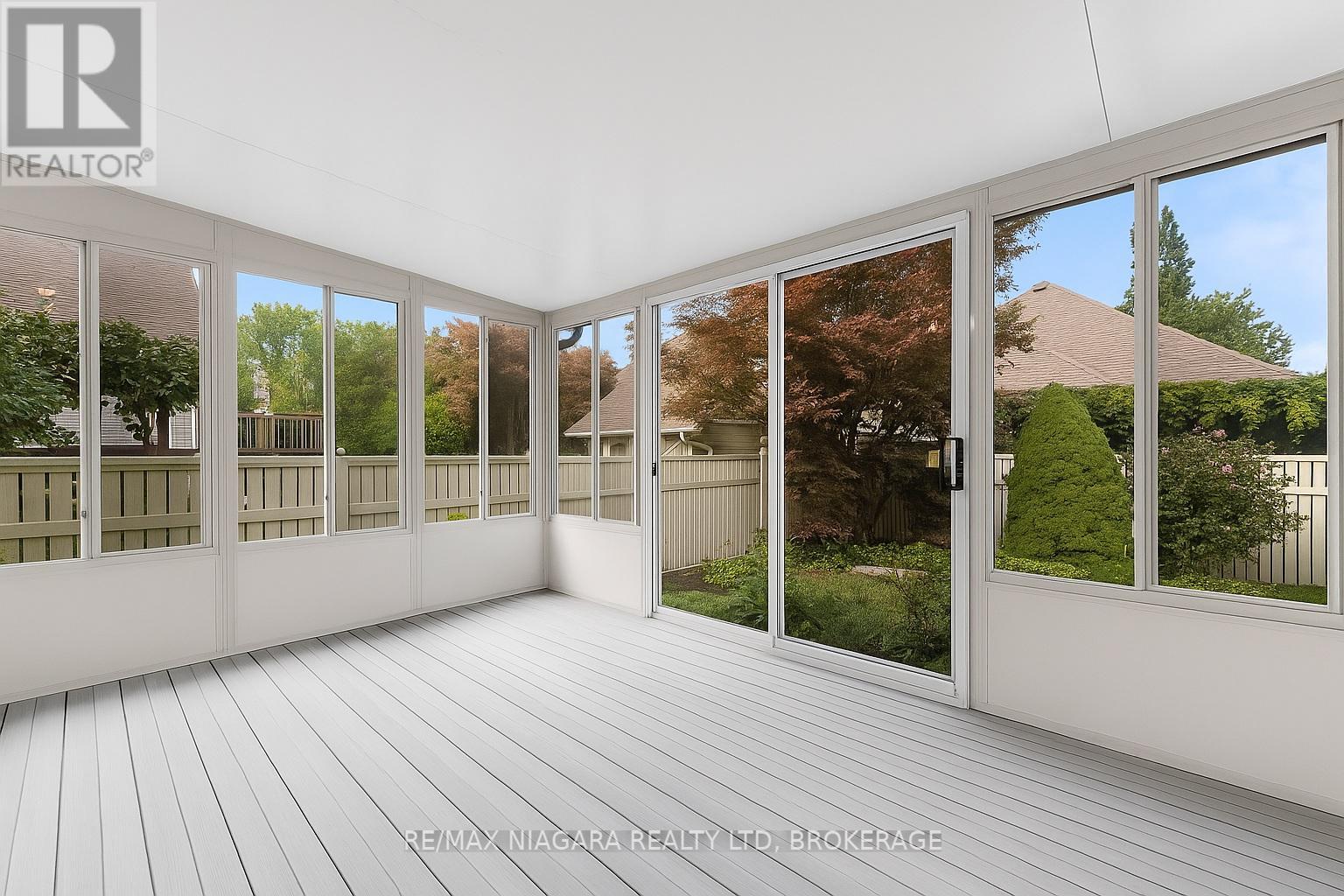 40 Frontier Drive, Niagara-On-The-Lake (Virgil), Ontario  L0S 1J0 - Photo 14 - X12425600