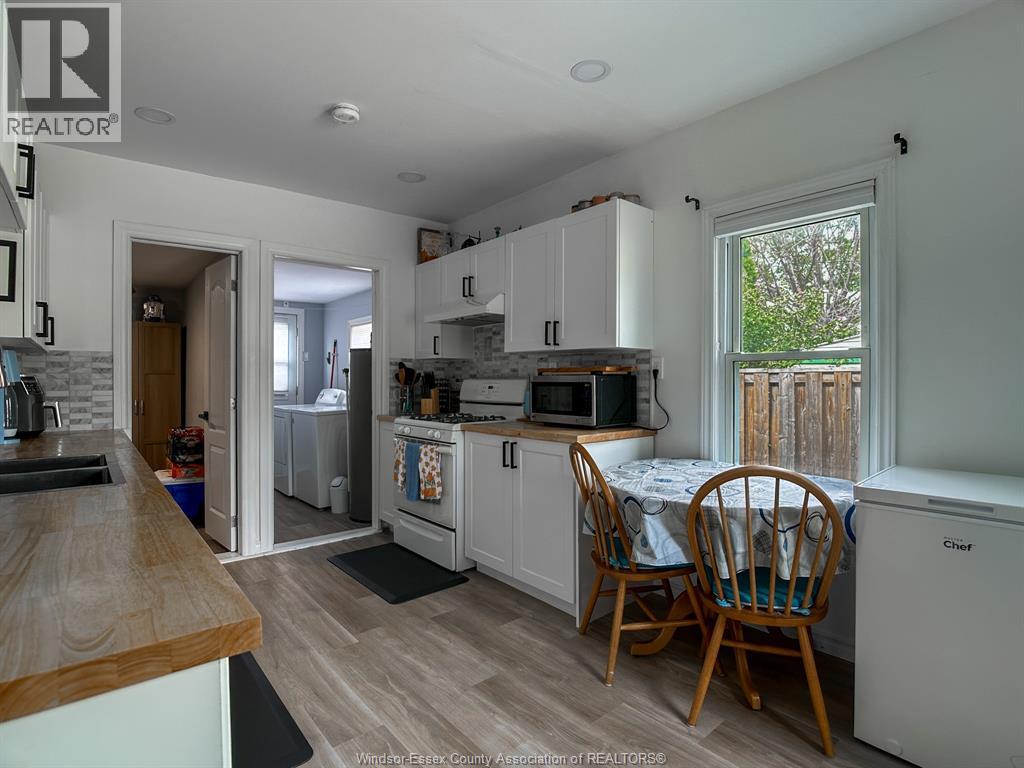 1639 St Luke, Windsor, Ontario  N8Y 3N4 - Photo 11 - 25024400