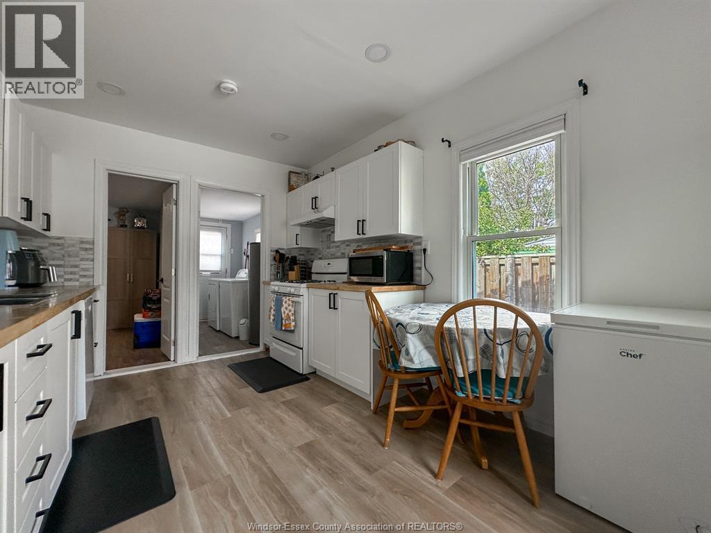 1639 St Luke, Windsor, Ontario  N8Y 3N4 - Photo 7 - 25024400