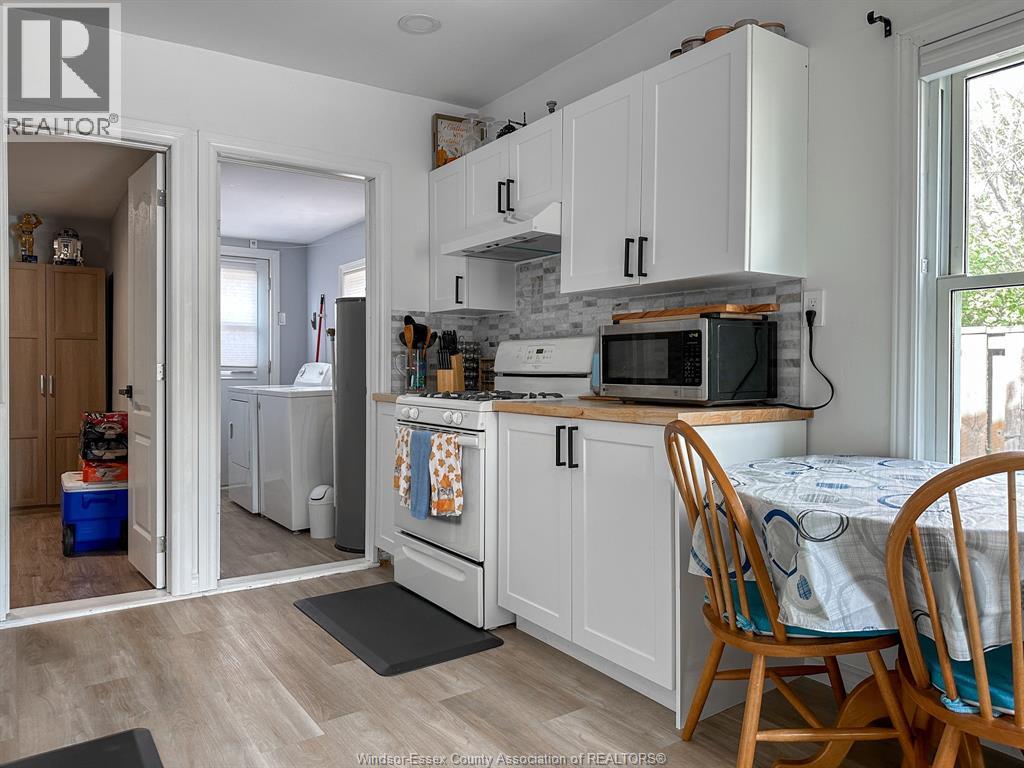 1639 St Luke, Windsor, Ontario  N8Y 3N4 - Photo 8 - 25024400