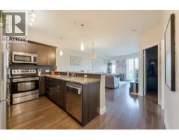 2105, 15 Sunset Square Sunset Ridge