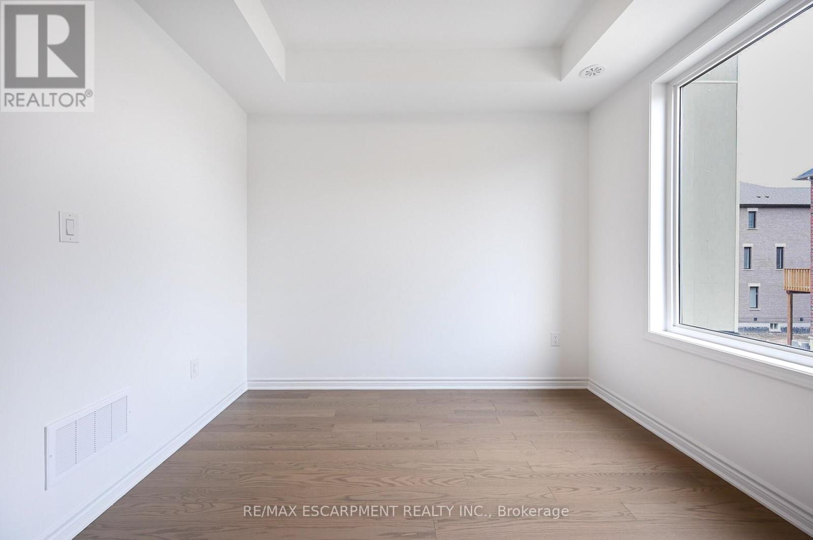 4043 Saida Street, Mississauga, Ontario  L5M 2S8 - Photo 22 - W12392818