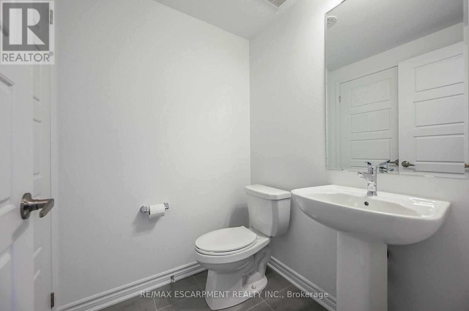 4043 Saida Street, Mississauga, Ontario  L5M 2S8 - Photo 23 - W12392818