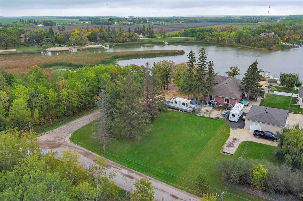 302 Bouchard Road, Petersfield, Manitoba  R0C 2L0 - Photo 43 - 202525029