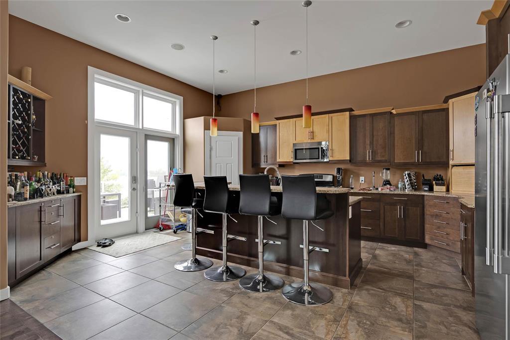 302 Bouchard Road, Petersfield, Manitoba  R0C 2L0 - Photo 9 - 202525029