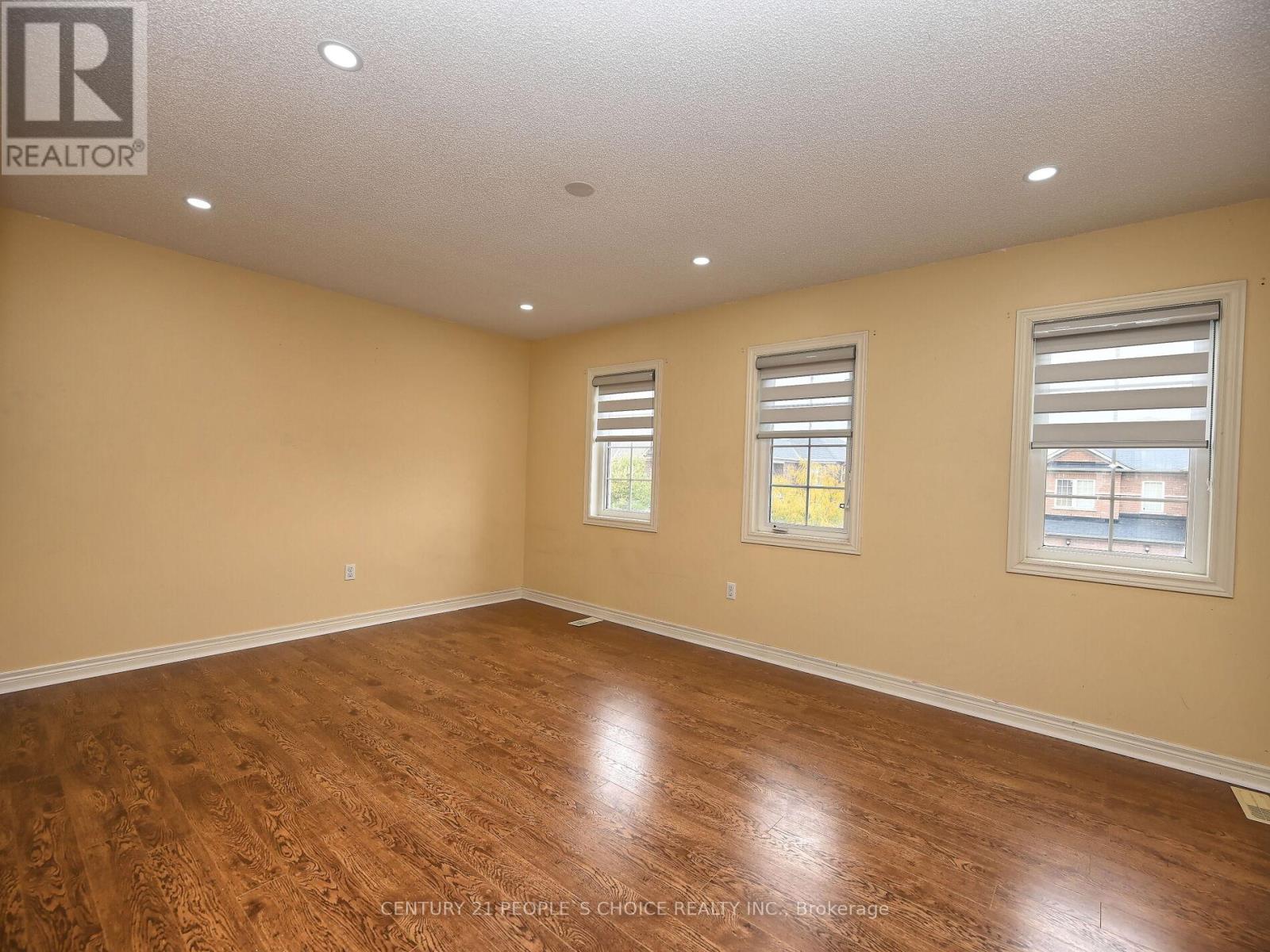 502 Van Kirk Drive, Brampton, Ontario  L7A 0L6 - Photo 20 - W12401999