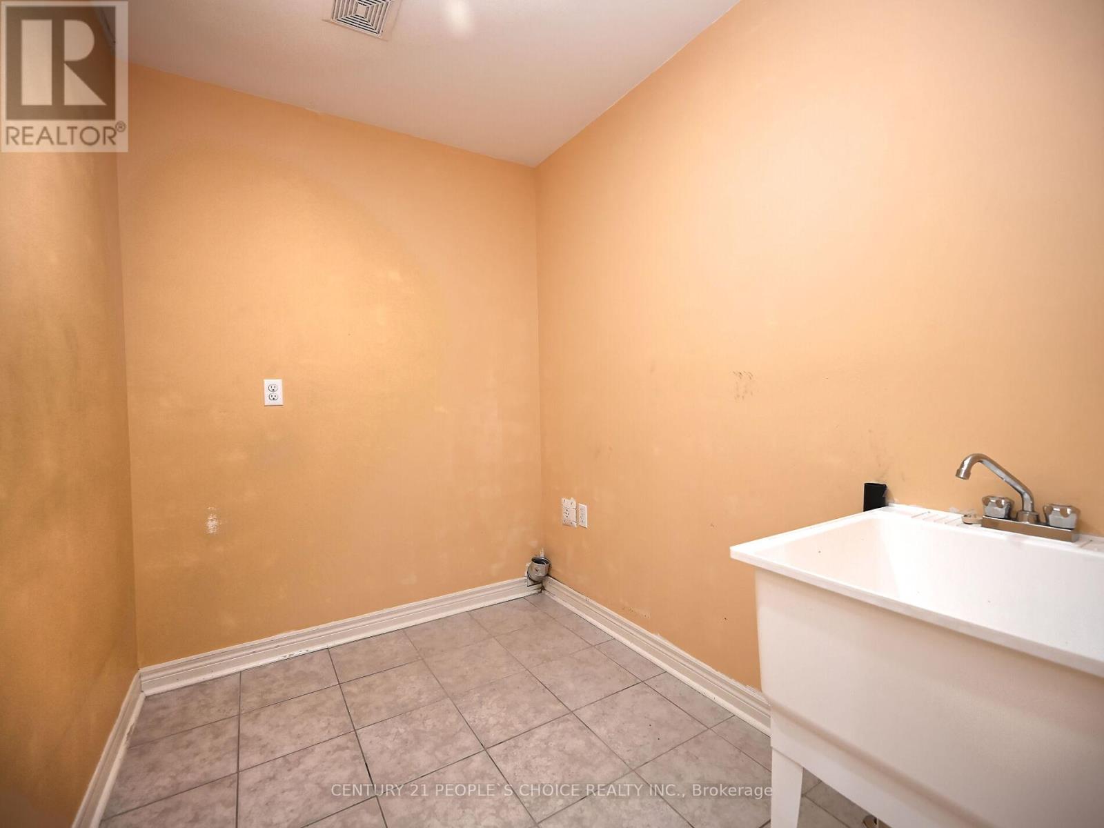502 Van Kirk Drive, Brampton, Ontario  L7A 0L6 - Photo 26 - W12401999