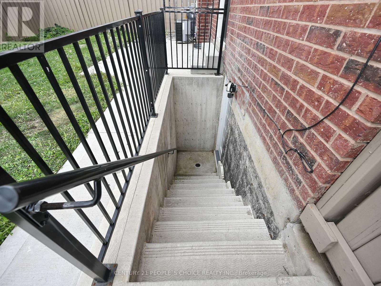 502 Van Kirk Drive, Brampton, Ontario  L7A 0L6 - Photo 41 - W12401999