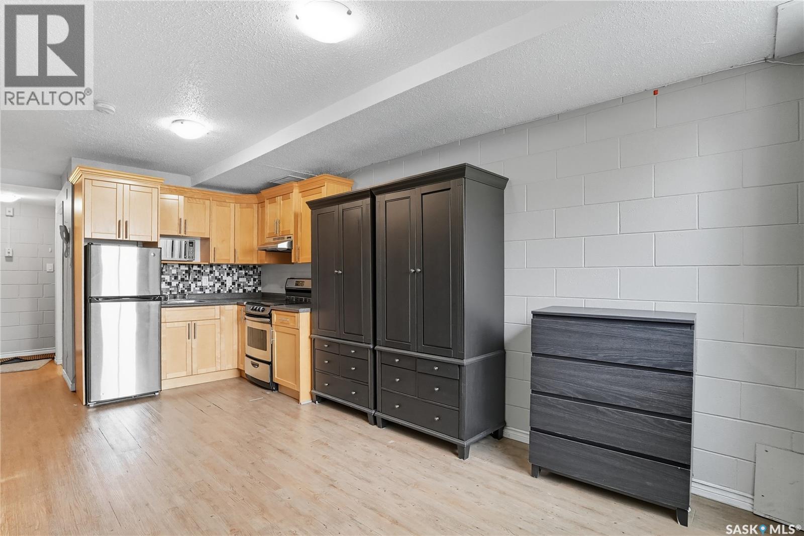 2a 833 B Avenue N, Saskatoon, Saskatchewan  S7L 1E6 - Photo 4 - SK013932