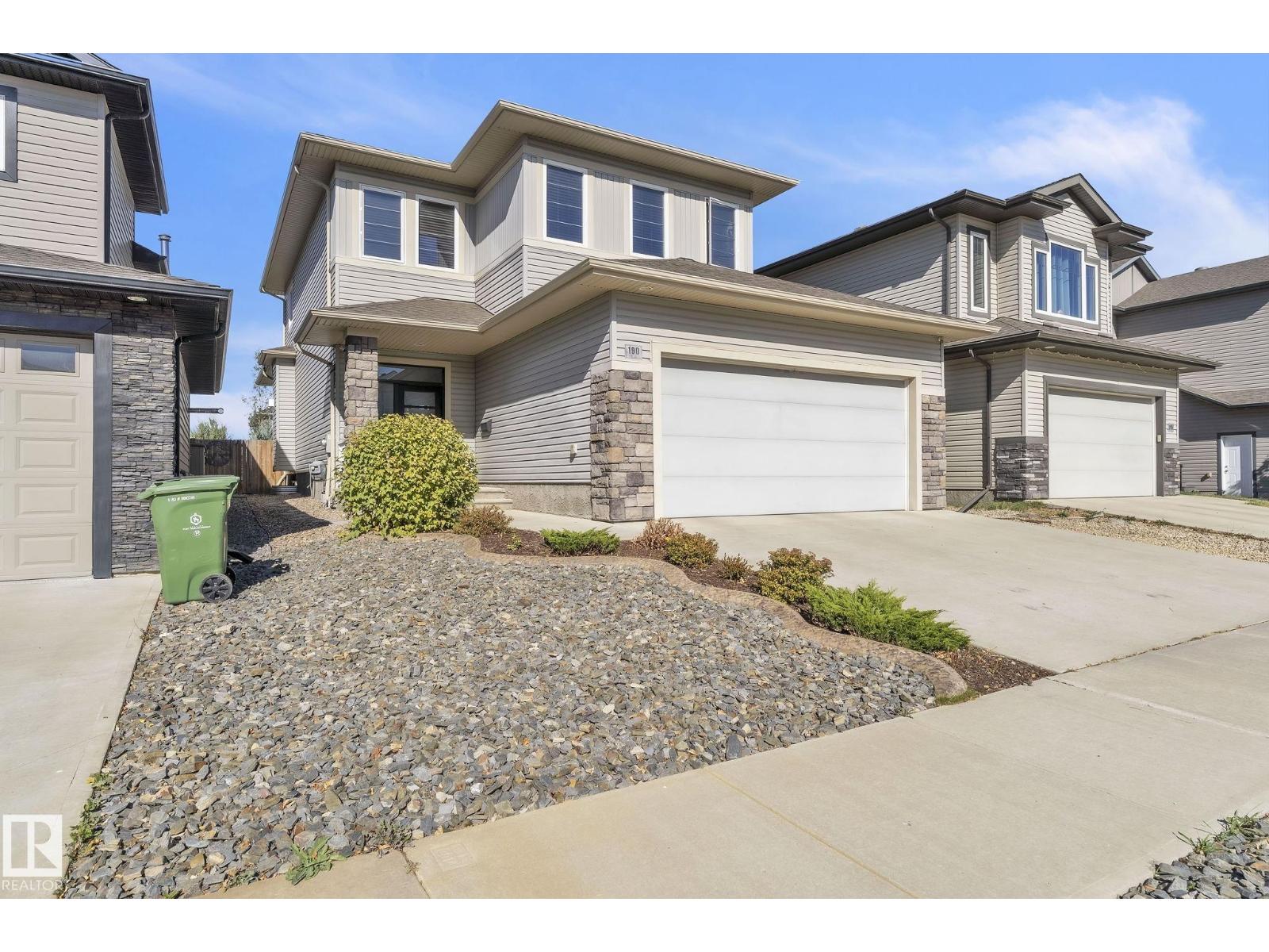 190 WOODHILL, Fort Saskatchewan, Alberta