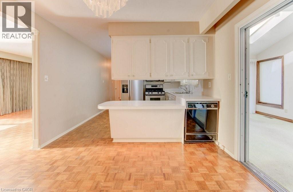 12 Old York Crescent, Kitchener, Ontario  N2B 3G3 - Photo 31 - 40767490