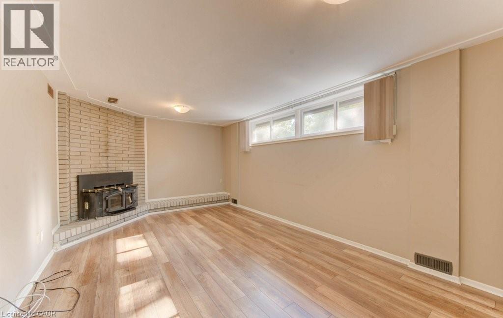 12 Old York Crescent, Kitchener, Ontario  N2B 3G3 - Photo 44 - 40767490