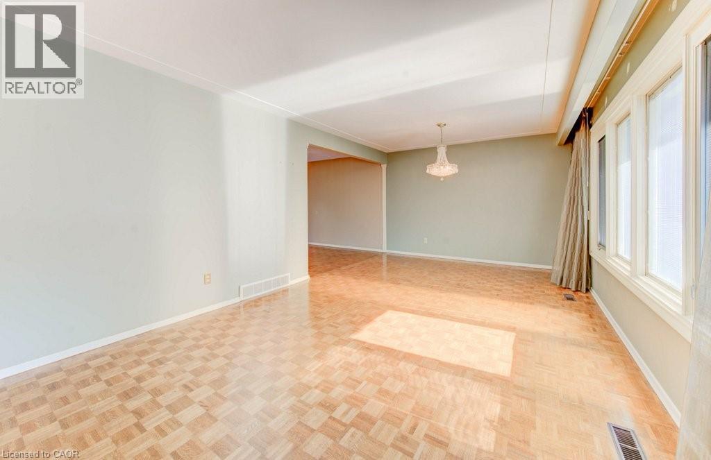 12 Old York Crescent, Kitchener, Ontario  N2B 3G3 - Photo 13 - 40767490