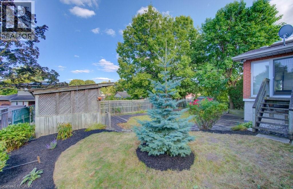 12 Old York Crescent, Kitchener, Ontario  N2B 3G3 - Photo 49 - 40767490