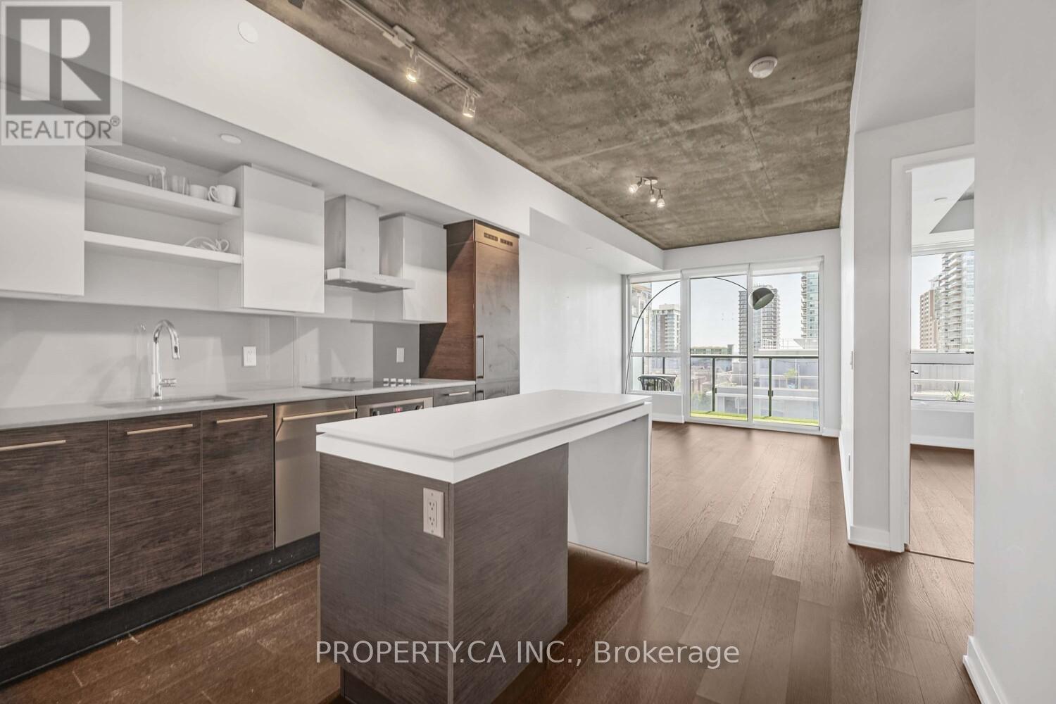 915 - 1030 King Street W, Toronto, Ontario  M6K 0B4 - Photo 2 - C12301799