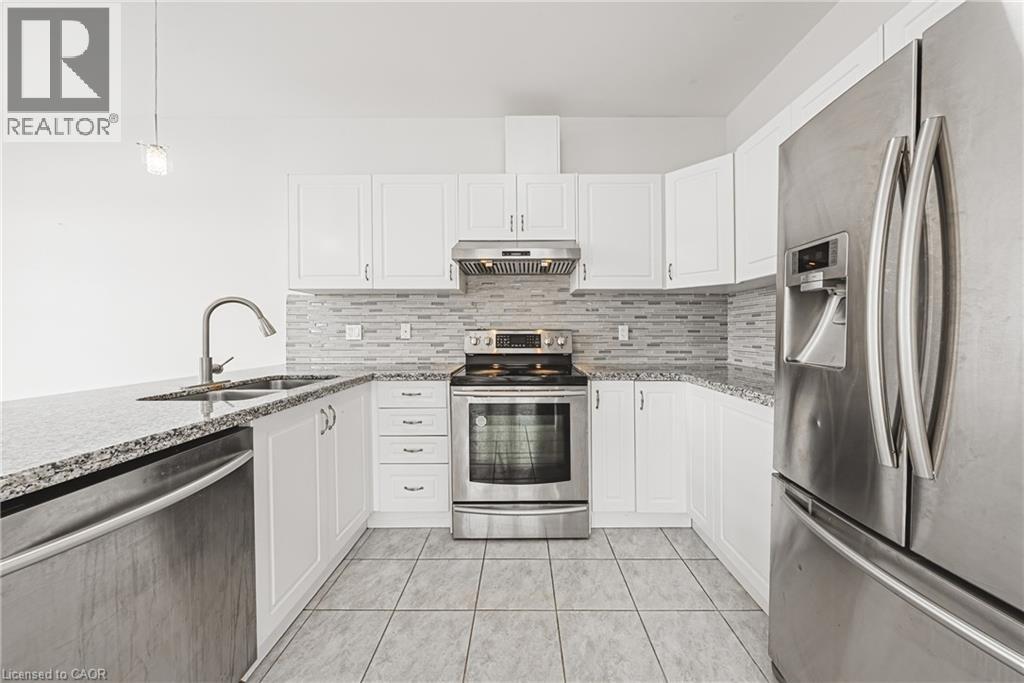 107 Hazelton Avenue, Hamilton, Ontario  L9B 0E9 - Photo 14 - 40773482