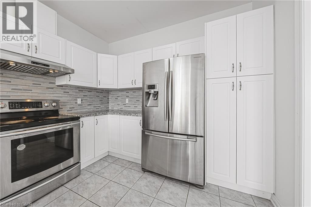 107 Hazelton Avenue, Hamilton, Ontario  L9B 0E9 - Photo 15 - 40773482