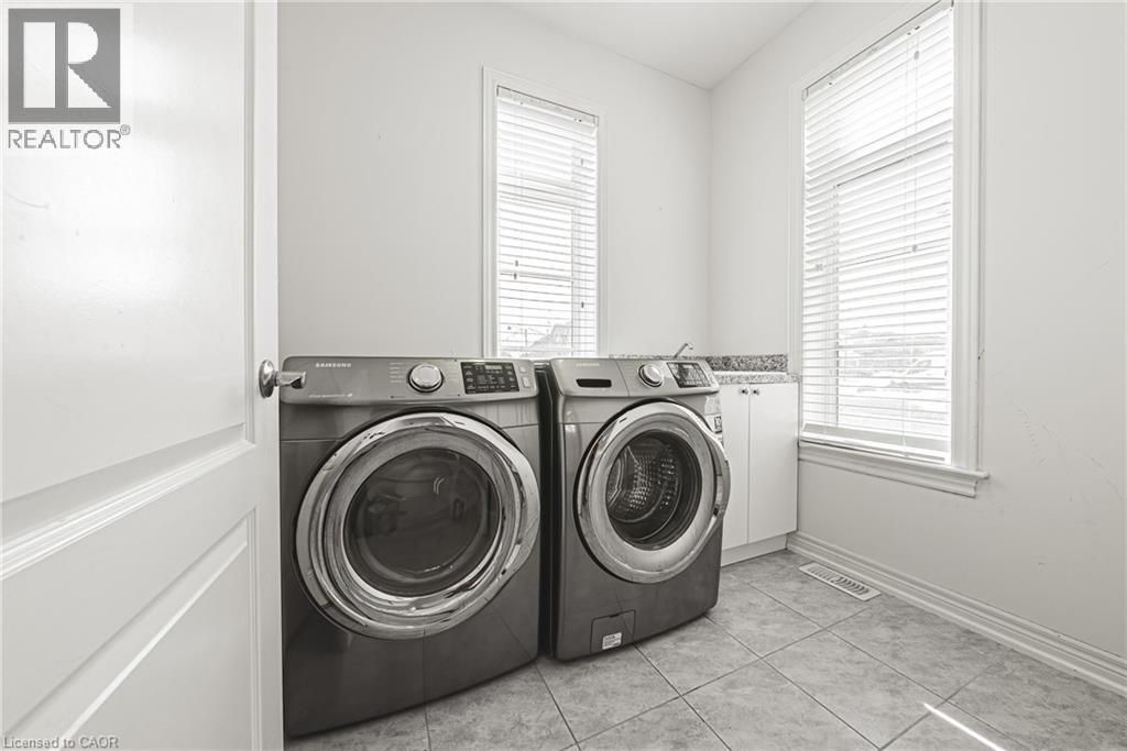 107 Hazelton Avenue, Hamilton, Ontario  L9B 0E9 - Photo 19 - 40773482