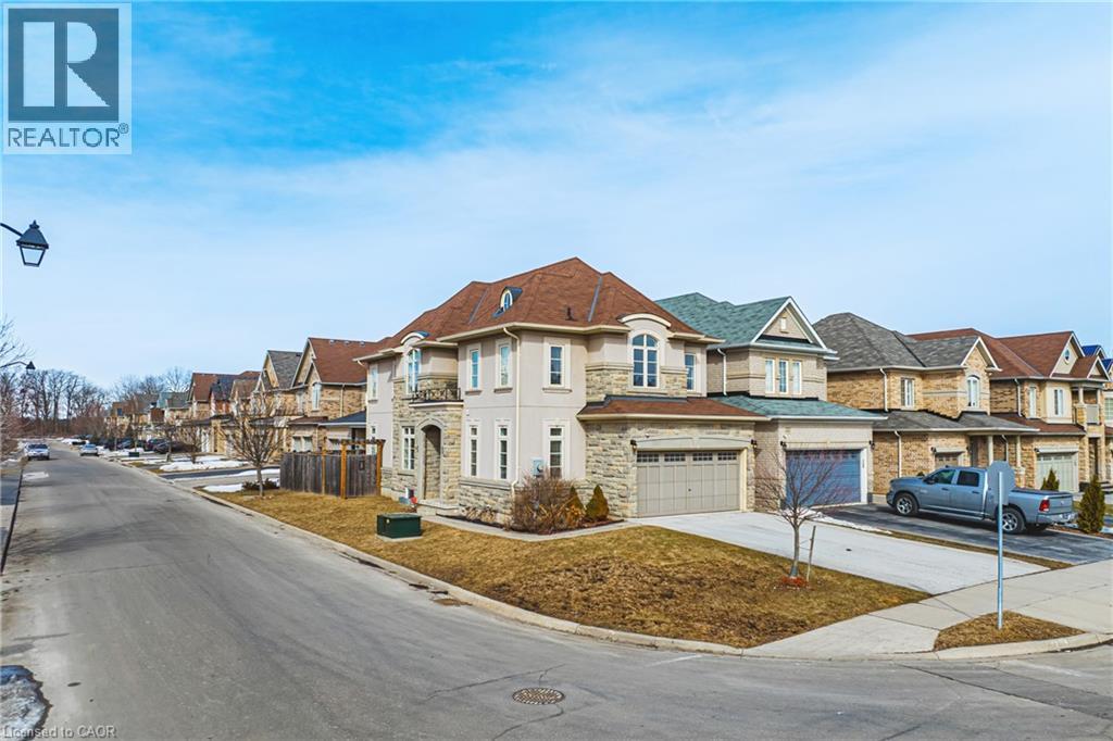 107 Hazelton Avenue, Hamilton, Ontario  L9B 0E9 - Photo 2 - 40773482