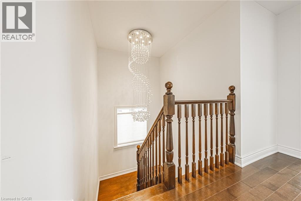 107 Hazelton Avenue, Hamilton, Ontario  L9B 0E9 - Photo 22 - 40773482
