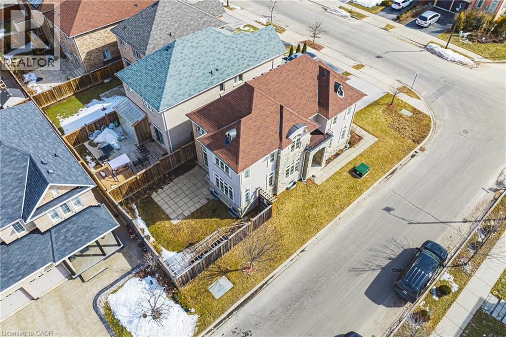 107 Hazelton Avenue, Hamilton, Ontario  L9B 0E9 - Photo 42 - 40773482