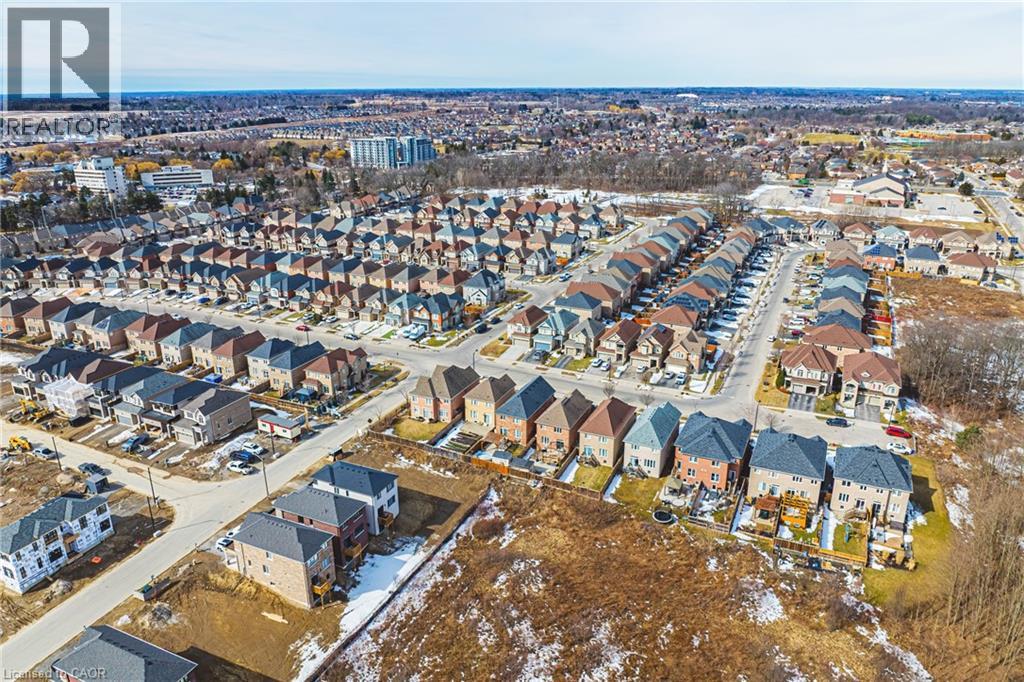 107 Hazelton Avenue, Hamilton, Ontario  L9B 0E9 - Photo 49 - 40773482