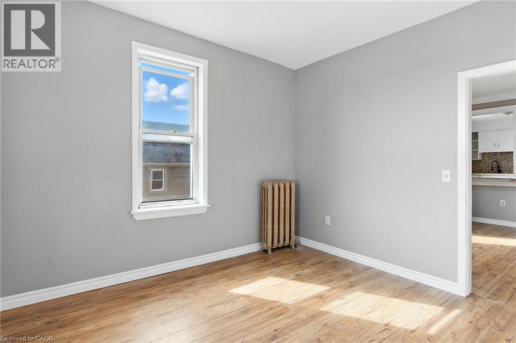 229 Main Street W, Port Colborne, Ontario  L3K 3V7 - Photo 16 - 40772408