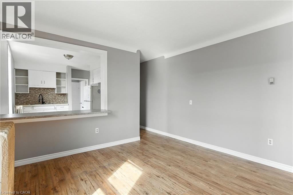 229 Main Street W, Port Colborne, Ontario  L3K 3V7 - Photo 8 - 40772408