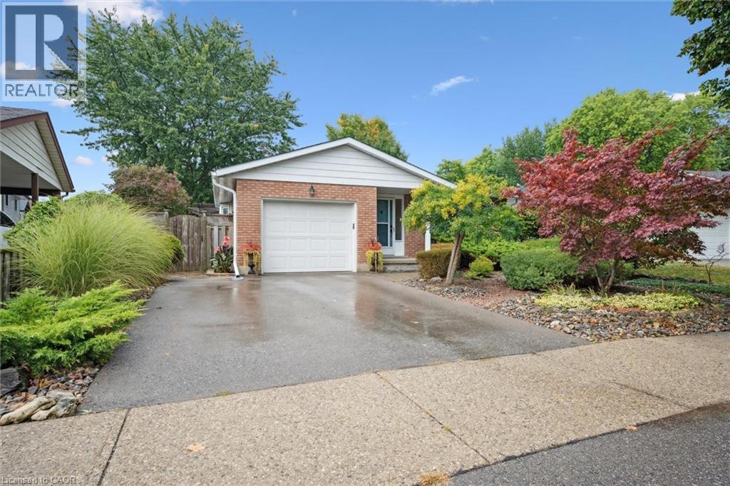 Property at 210 FOXHUNT Street image 1