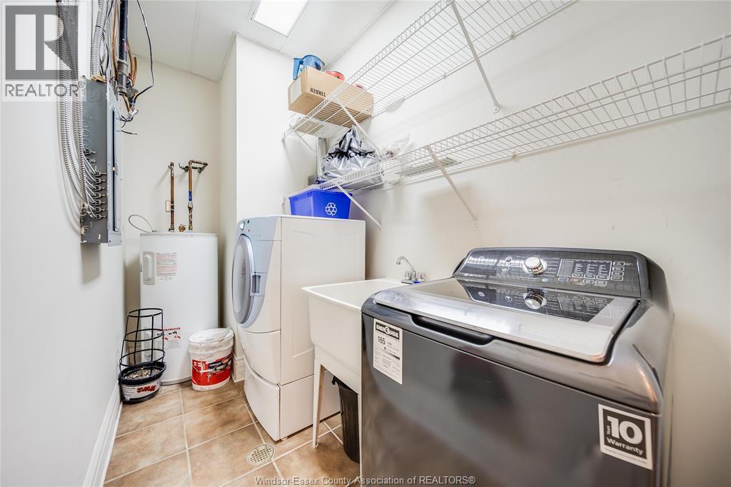 5955 Ontario Unit# 302, Windsor, Ontario  N8S 1W6 - Photo 27 - 25024071