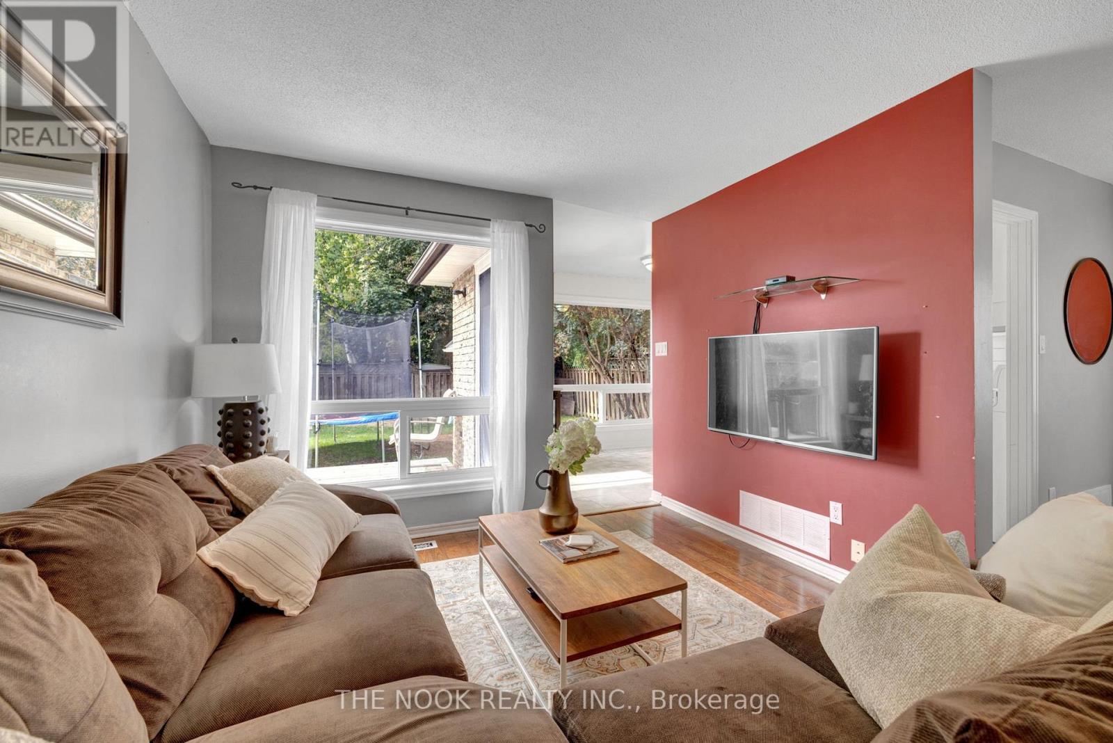 64 Soper Creek Drive, Clarington, Ontario  L1C 4K7 - Photo 7 - E12425802