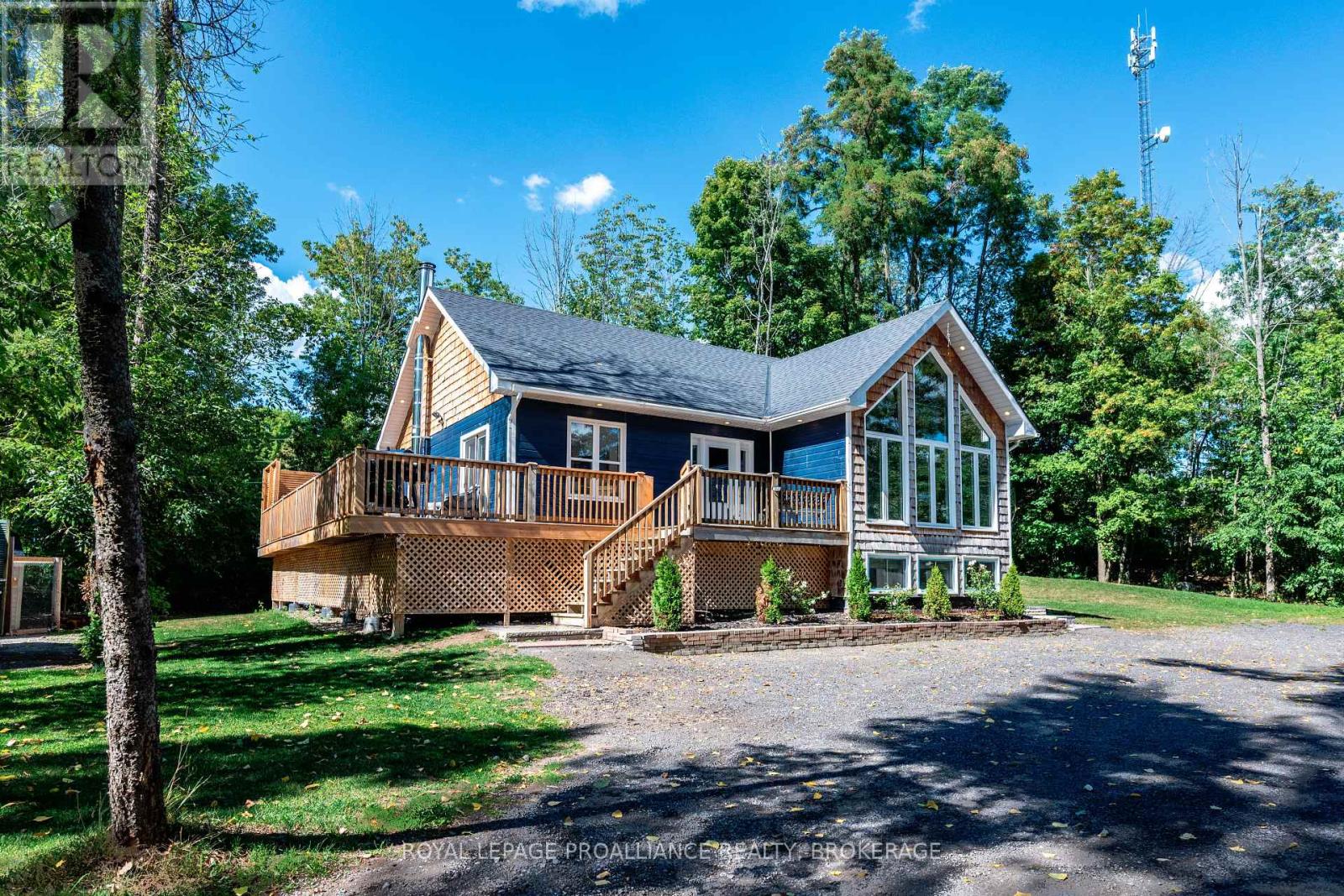 72 Franklin Street, Tweed, Ontario  K0K 2L0 - Photo 1 - X12425655