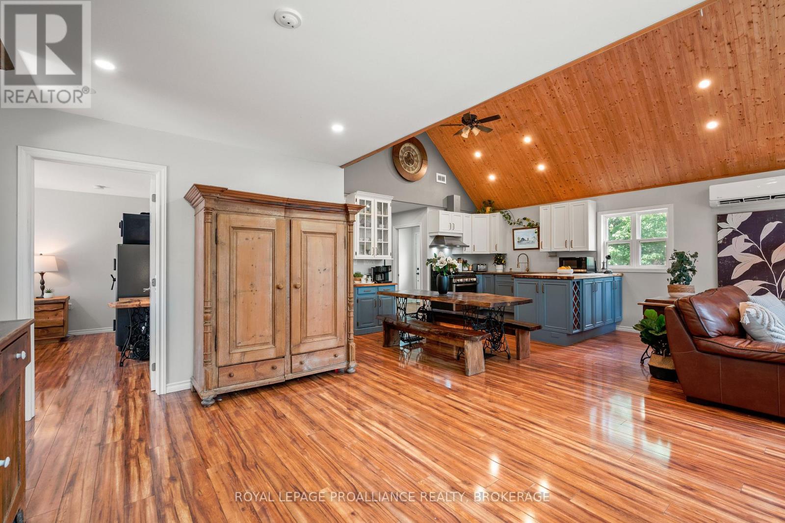 72 Franklin Street, Tweed, Ontario  K0K 2L0 - Photo 16 - X12425655