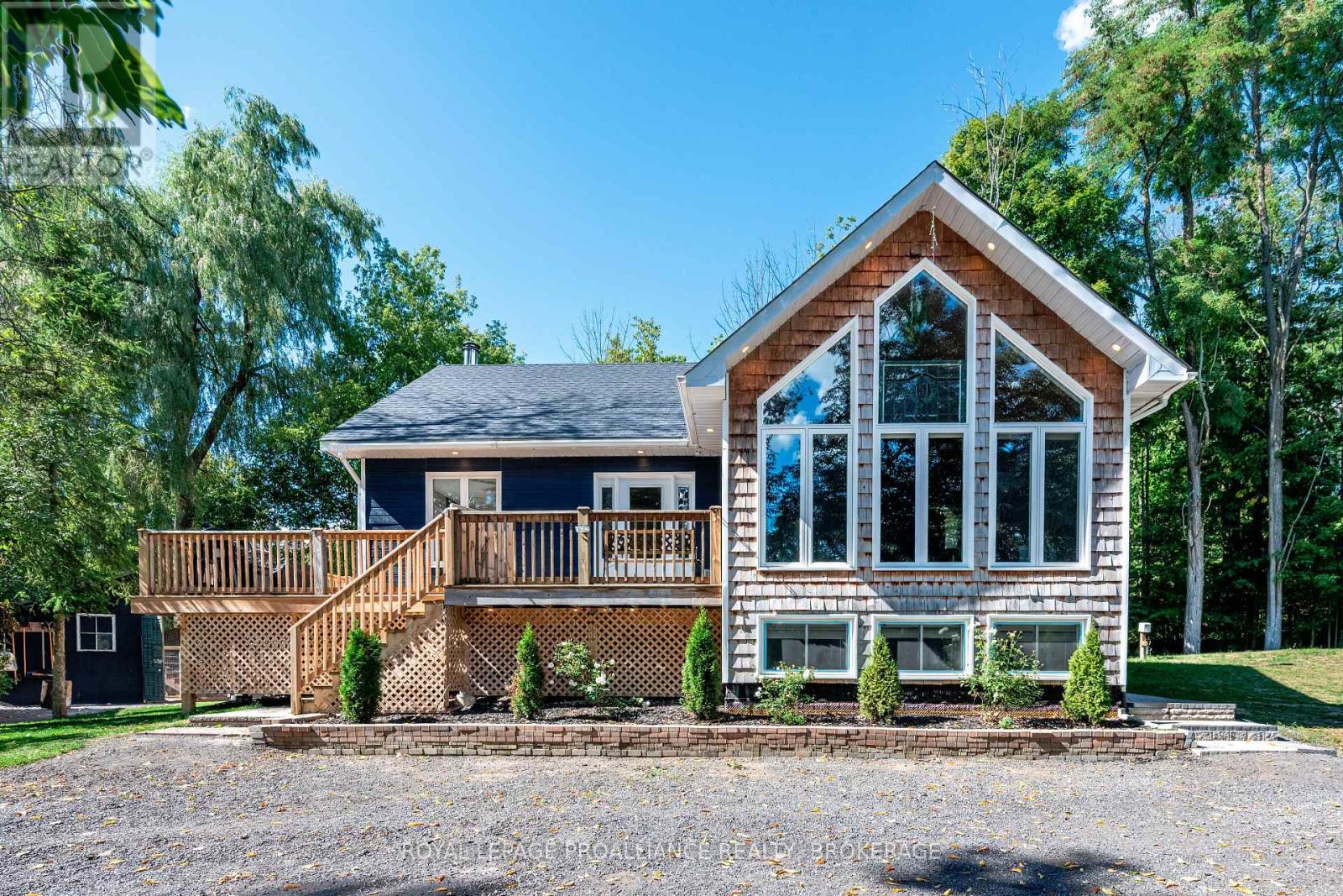 72 Franklin Street, Tweed, Ontario  K0K 2L0 - Photo 2 - X12425655