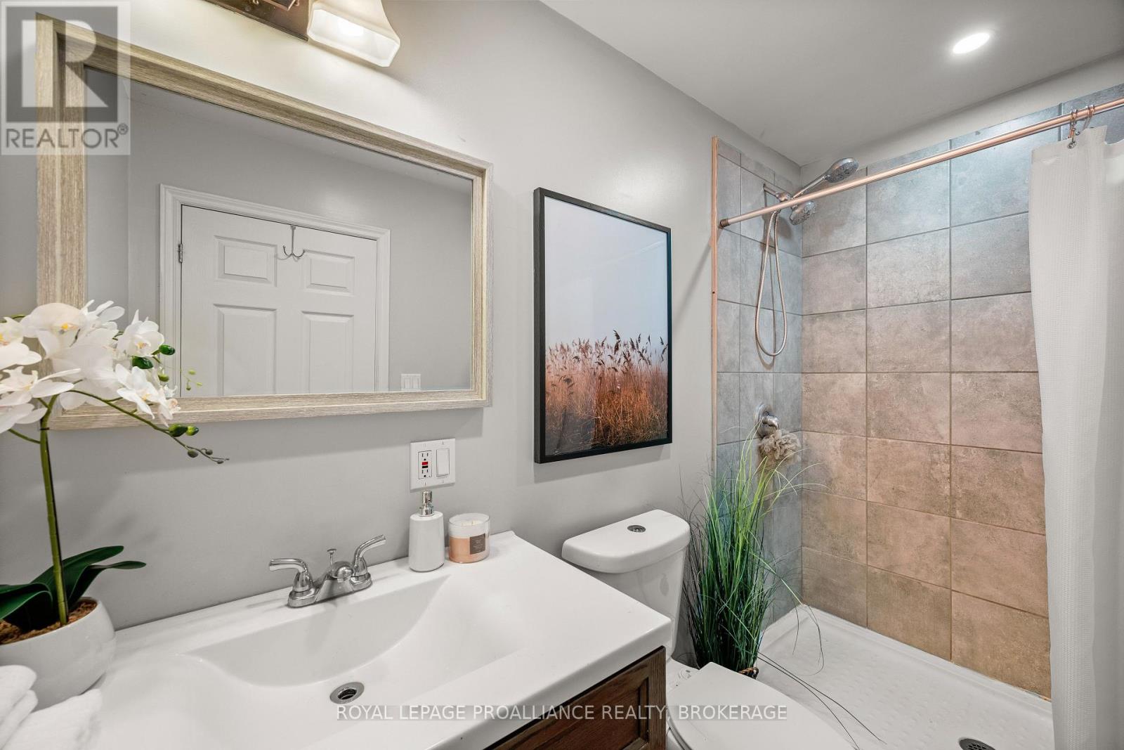 72 Franklin Street, Tweed, Ontario  K0K 2L0 - Photo 26 - X12425655