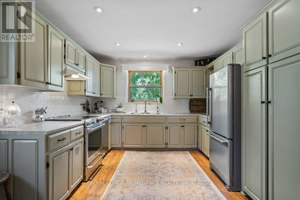 376 Huffman Road, Stone Mills, Ontario  K0K 3N0 - Photo 13 - X12425731
