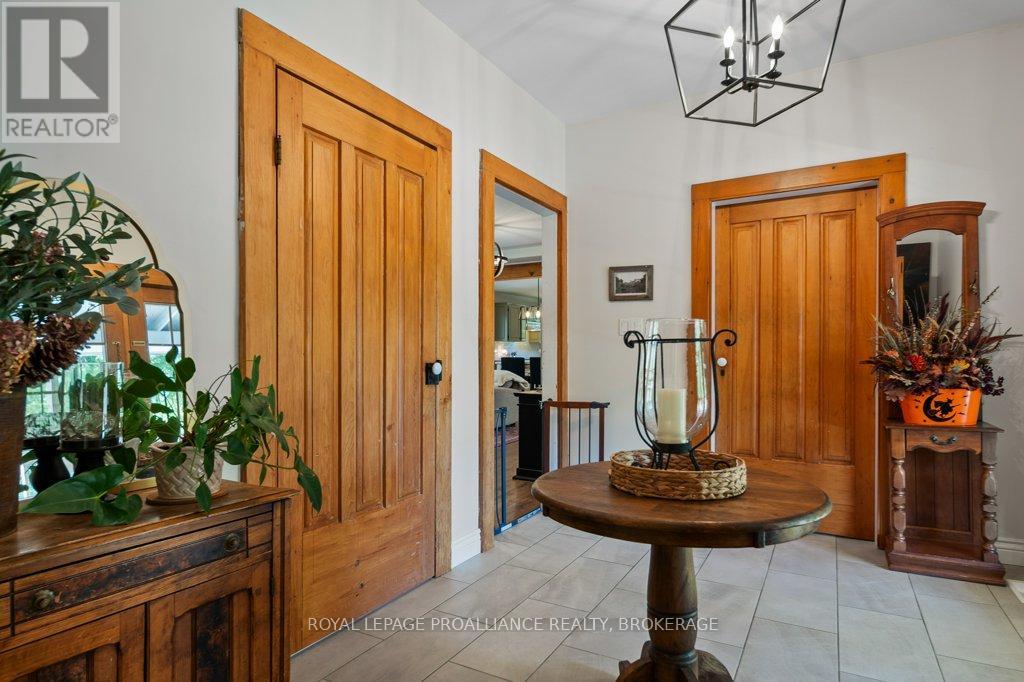 376 Huffman Road, Stone Mills, Ontario  K0K 3N0 - Photo 5 - X12425731