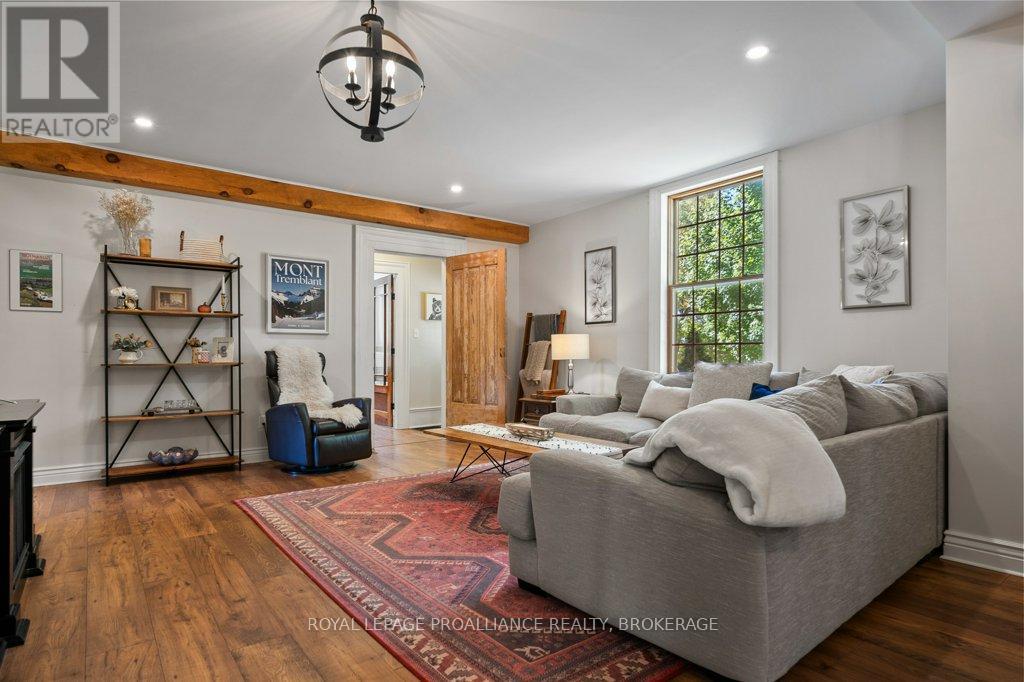 376 Huffman Road, Stone Mills, Ontario  K0K 3N0 - Photo 8 - X12425731