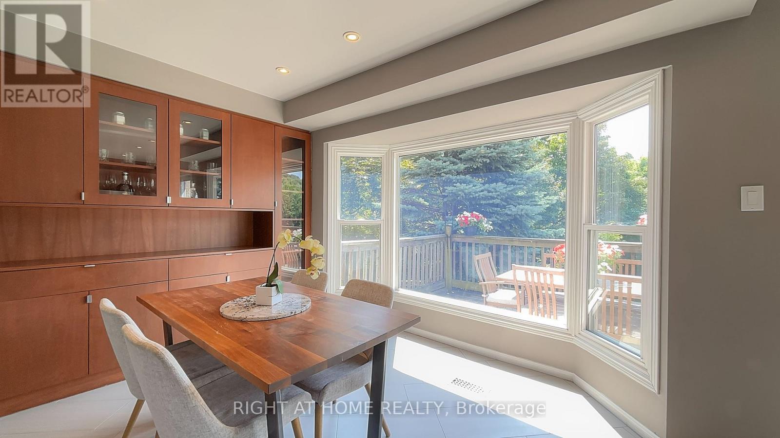 50 Tamarack Circle, Toronto, Ontario  M9P 3T9 - Photo 16 - W12403086